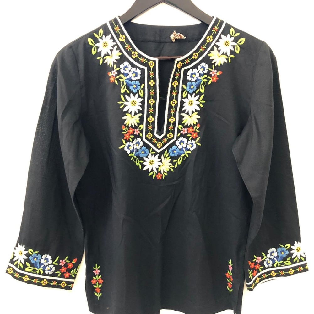 Tramo Switzerland Blouse Size: S